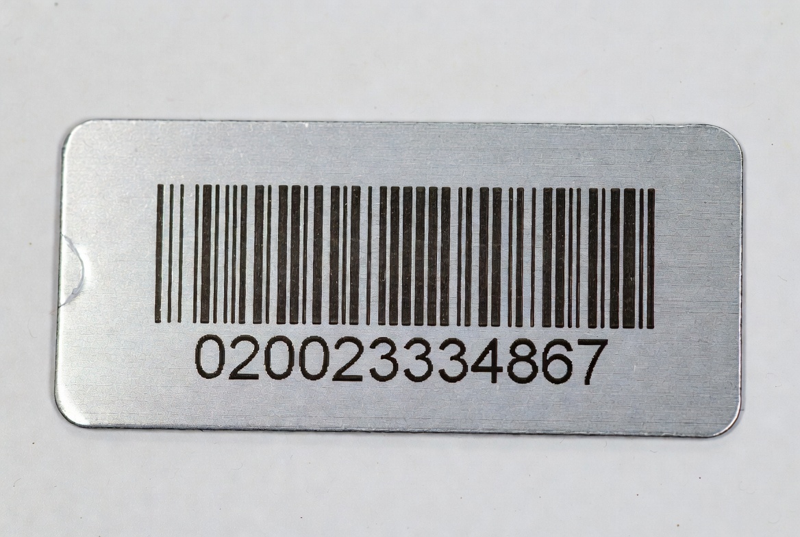 Metal-look asset tag sample